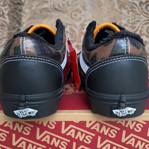 Vans WMNS Old Skool Mte Black/Camo Sneakers - Picture 14 of 16